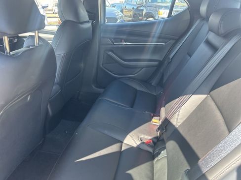 Used 2025 MAZDA MAZDA3 s Sport image 11