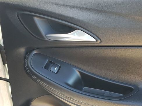 Used 2022 Buick Encore GX Essence w/ Advanced Technology Package image 49