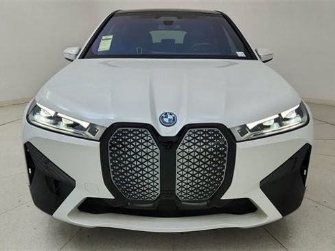 Used 2025 BMW iX xDrive50 image 13