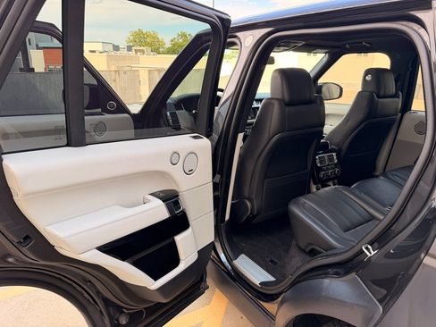 Used 2014 Land Rover Range Rover HSE AWD/4WD image 15