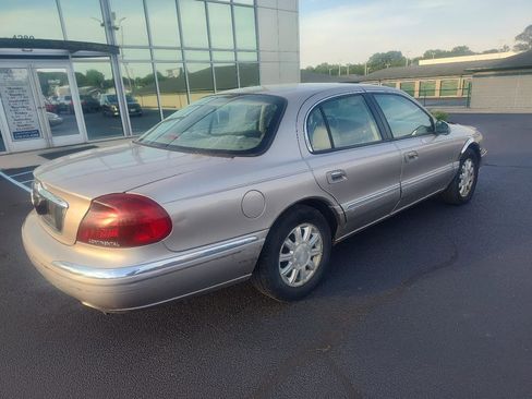 Used 2000 Lincoln Continental FWD image 7