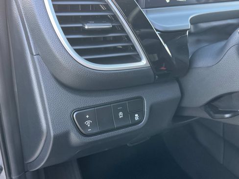 New 2026 Kia Seltos S image 24