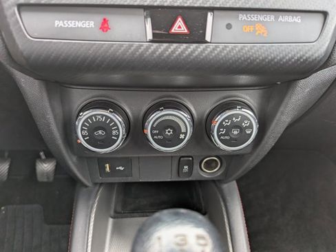 Used 2018 Mitsubishi Outlander Sport ES image 19