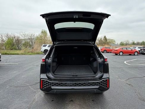 New 2026 Volkswagen Tiguan SEL R-Line AWD/4WD image 4