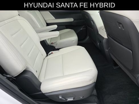 Used 2025 Hyundai Santa Fe Calligraphy AWD/4WD image 13