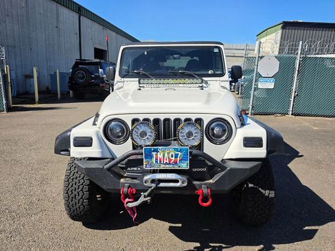 Used 1997 Jeep Wrangler SE AWD/4WD image 3