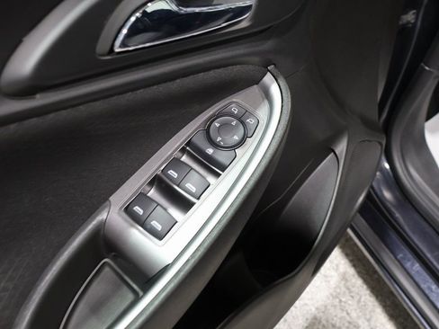 Used 2023 Chevrolet Malibu RS image 12