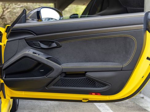 Certified 2025 Porsche 718 Boxster Spyder RS RWD image 66