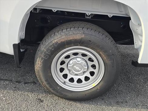 New 2026 Chevrolet Silverado 1500 W/T image 16