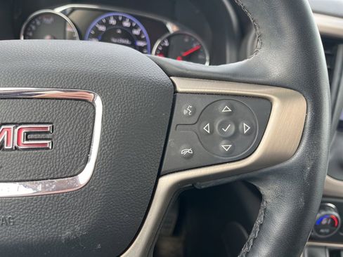 Used 2023 GMC Acadia Denali w/ Denali Ultimate Package image 17