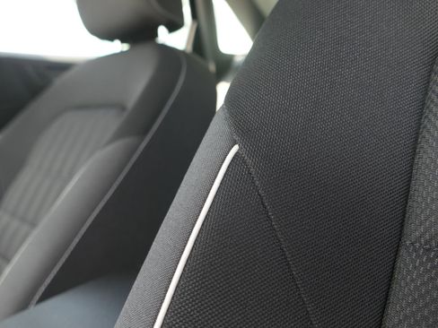 Used 2023 Volkswagen Jetta Sport image 13