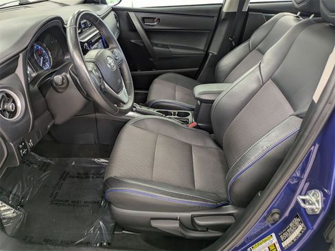 Used 2017 Toyota Corolla SE image 14