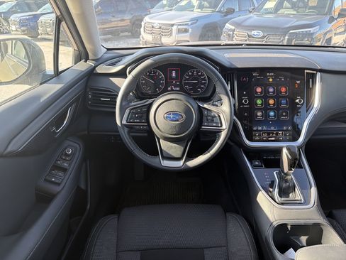 Used 2024 Subaru Outback Premium AWD/4WD image 11