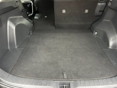 Used 2024 Toyota RAV4 XLE FWD image 14