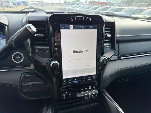 Used 2022 RAM 3500 Limited image 13