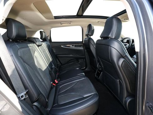 Used 2022 Lincoln Nautilus Reserve w/ Equipment Group 201A image 23