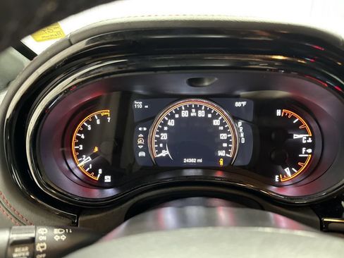 Used 2023 Dodge Durango GT RWD image 11