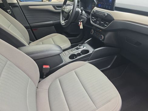 Used 2022 Ford Escape S AWD/4WD image 12