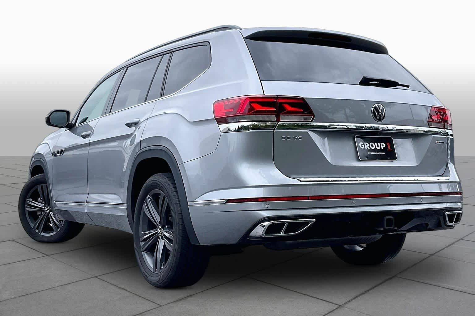 Used 2021 Volkswagen Atlas SE w/ Panoramic Sunroof Package AWD/4WD image 11