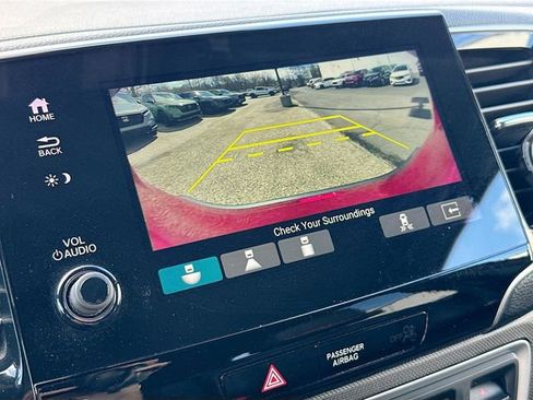 Used 2023 Honda Passport TrailSport image 14