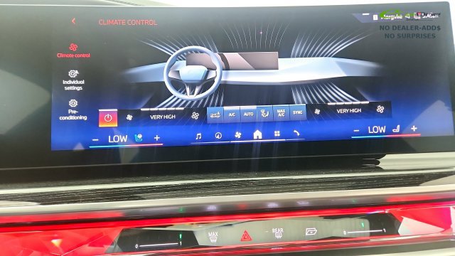 Used 2025 BMW i7 eDrive50 w/ M Sport Package RWD image 66