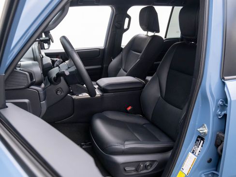 Used 2024 Toyota Land Cruiser image 14