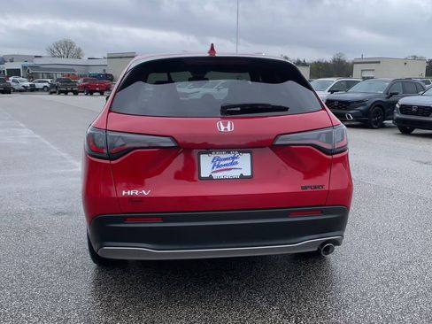 Used 2024 Honda HR-V Sport image 8