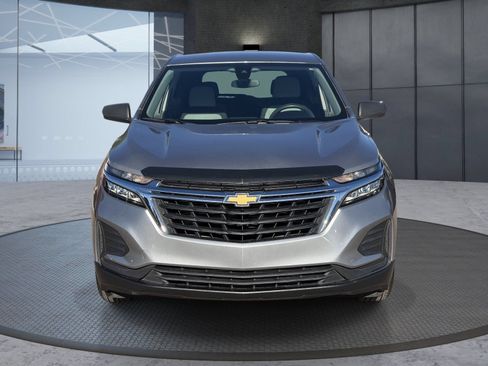 Certified 2024 Chevrolet Equinox LS FWD image 9