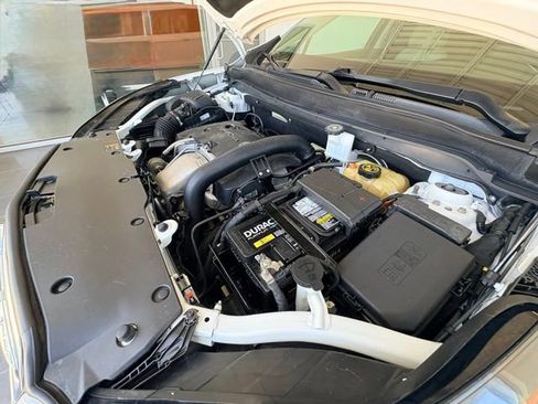 Used 2019 Buick Envision Premium AWD/4WD image 32