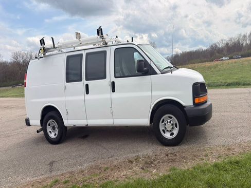 Used 2013 Chevrolet Express 2500 RWD image 7