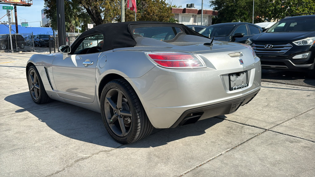Used 2008 Saturn Sky Red Line RWD image 11