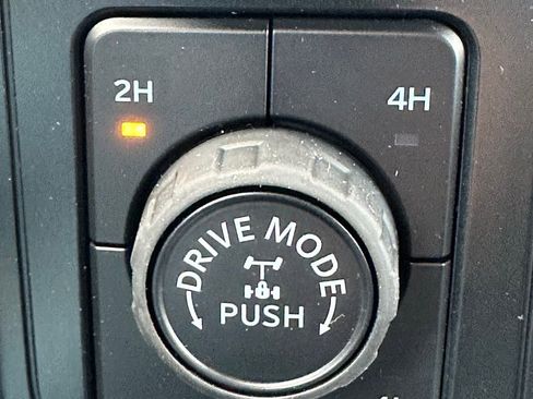 New 2025 Ford F150 XLT w/ Equipment Group 302A MID image 24