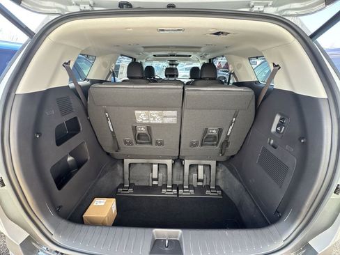 New 2026 Kia Carnival SX FWD image 25