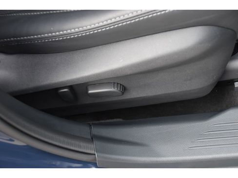 Used 2023 Subaru Outback Limited image 32