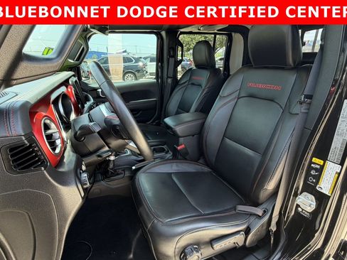 Used 2023 Jeep Gladiator Rubicon w/ Cold Weather Group AWD/4WD image 12