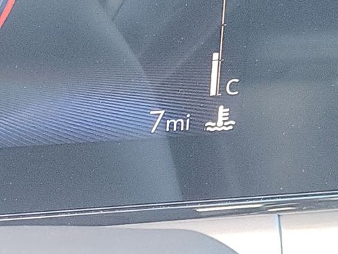 Used 2024 Chevrolet Trax LT image 12