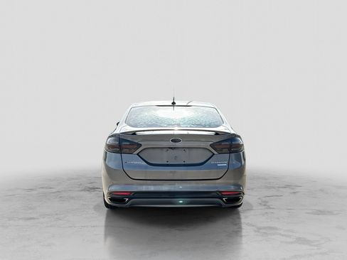 Used 2013 Ford Fusion Titanium FWD image 4