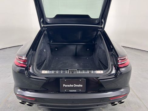Used 2020 Porsche Panamera 4S AWD/4WD image 30