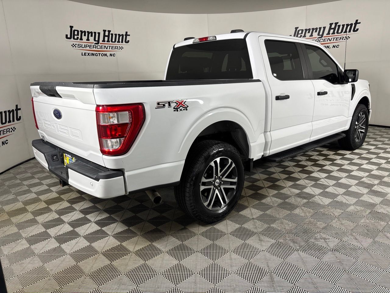 Used 2023 Ford F150 XL w/ STX Appearance Package AWD/4WD image 4
