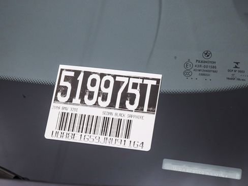 Used 2018 BMW 320i Sedan image 29