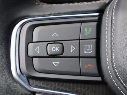 Used 2026 Jeep Grand Wagoneer Summit AWD/4WD image 15