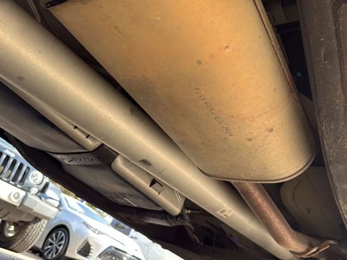 Used 2017 Chevrolet Silverado 1500 Custom w/ Custom Convenience Package image 32