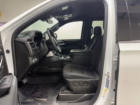 Certified 2024 GMC Yukon SLE w/ Gmc Pro Safety Plus Package image 10