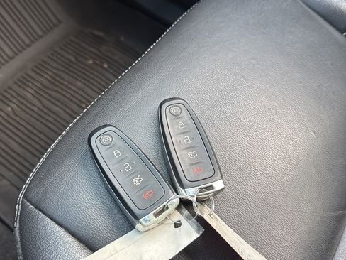 Used 2018 Ford Escape Titanium image 45