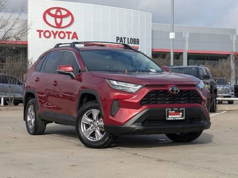 Used 2023 Toyota RAV4 XLE image 2
