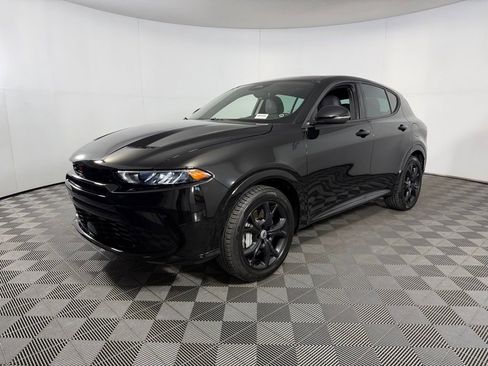 Used 2025 Dodge Hornet R/T w/ R/T Plus Package AWD/4WD image 3