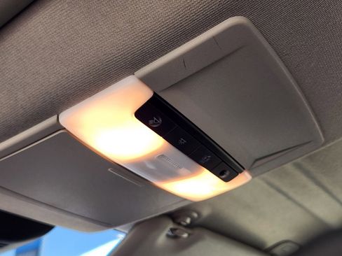 Used 2023 Nissan Sentra SV image 28