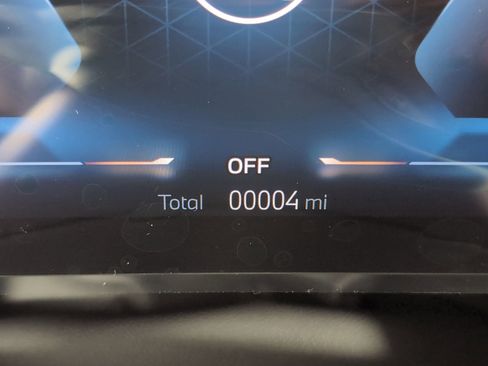 Used 2025 BMW X3 xDrive30i w/ M Sport Package image 18