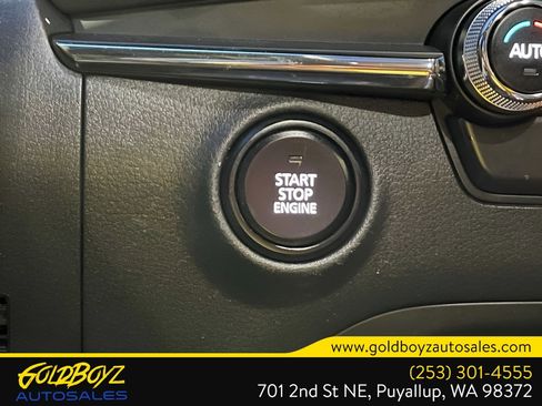 Used 2023 MAZDA MAZDA3 s image 33