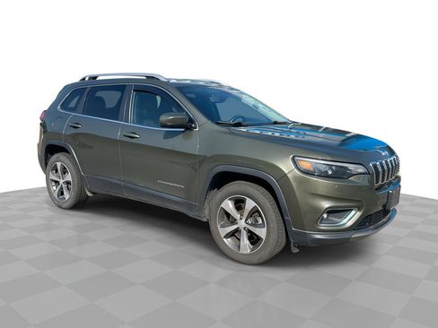 Used 2019 Jeep Cherokee Limited image 1